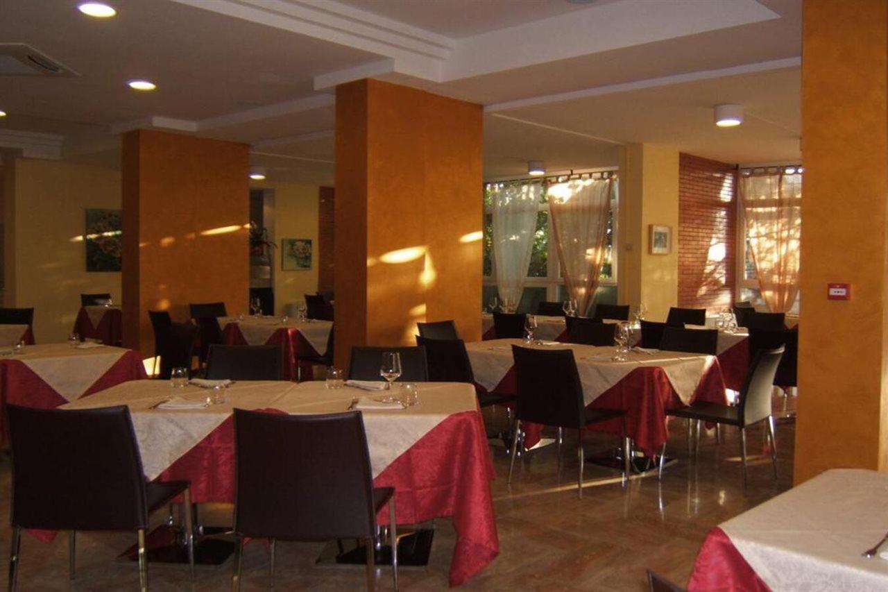 Hotel Piero Della Francesca Urbino Kültér fotó