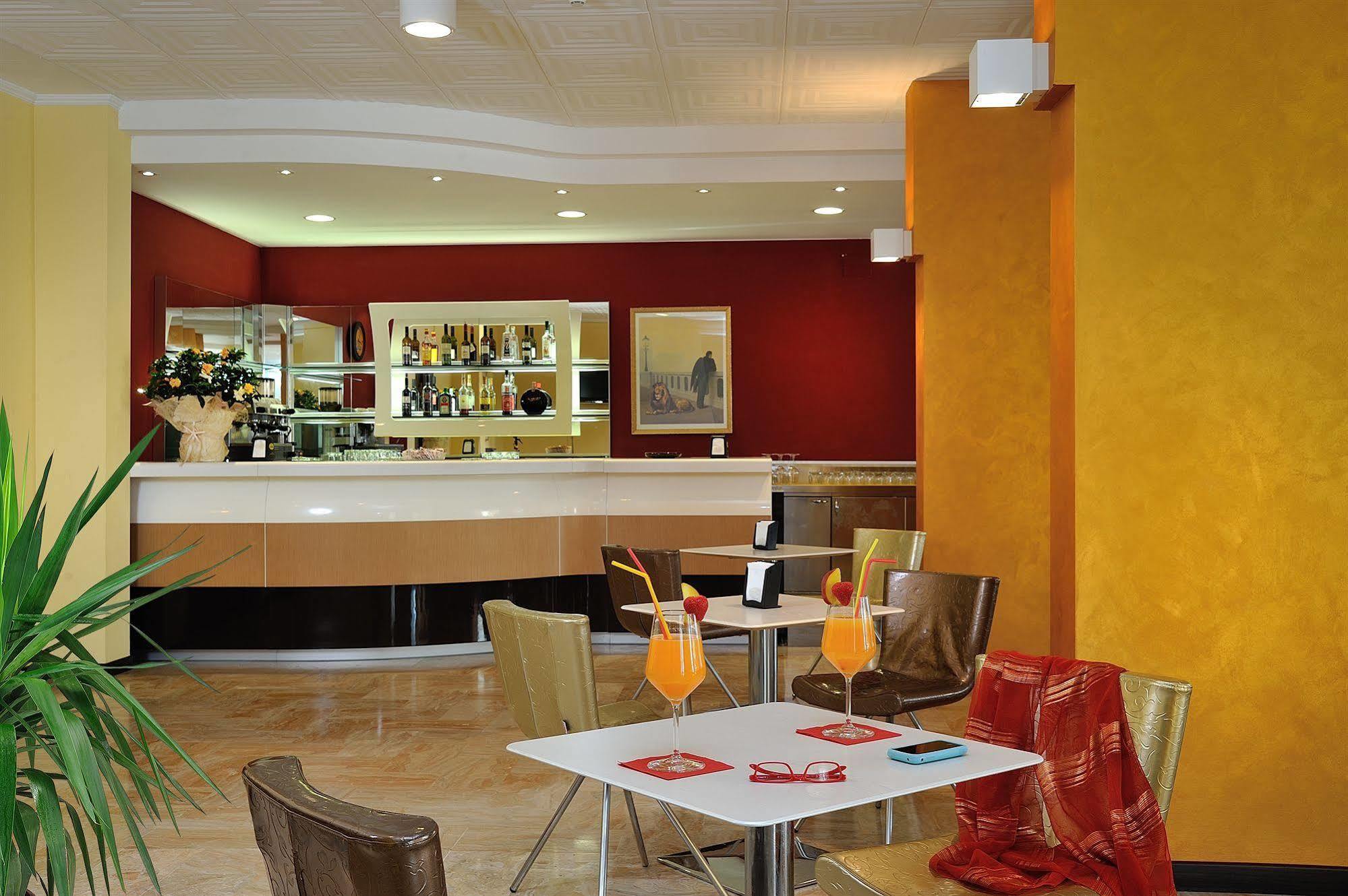 Hotel Piero Della Francesca Urbino Kültér fotó