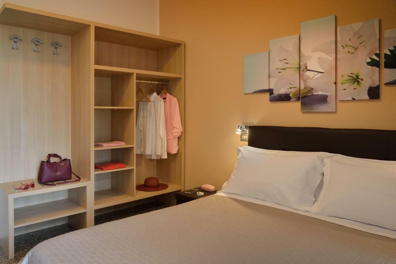 Hotel Piero Della Francesca Urbino Kültér fotó